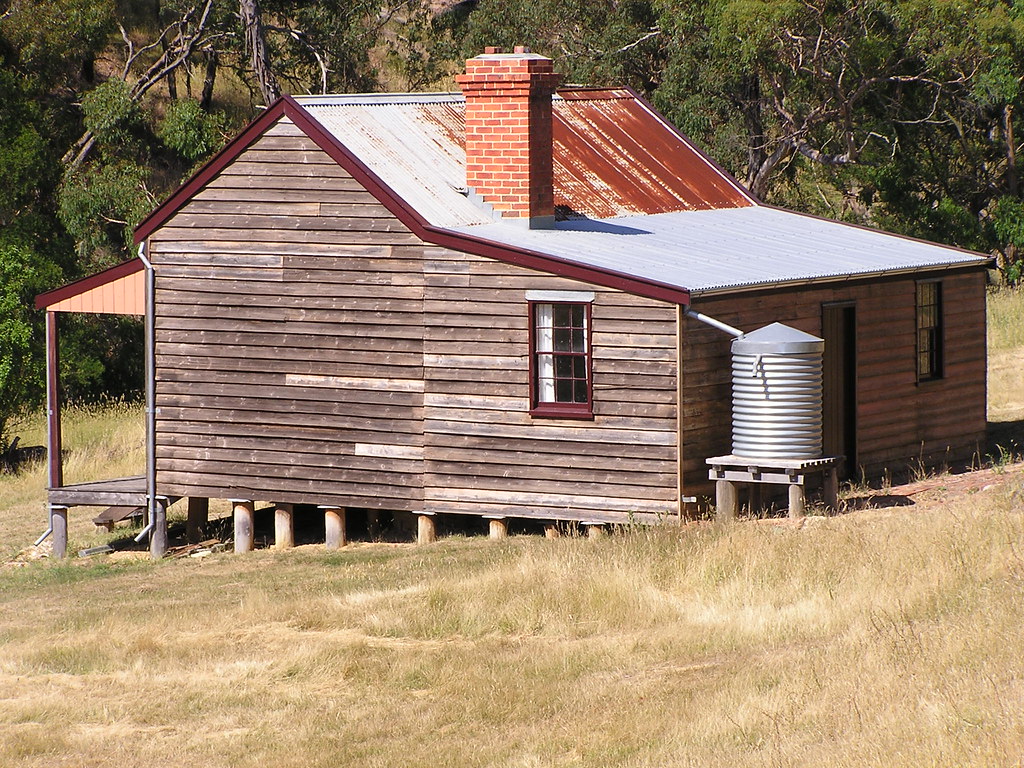 OLD COTTAGES IN AUSTRALIA 4 Renovated miners cottage at St… Flickr