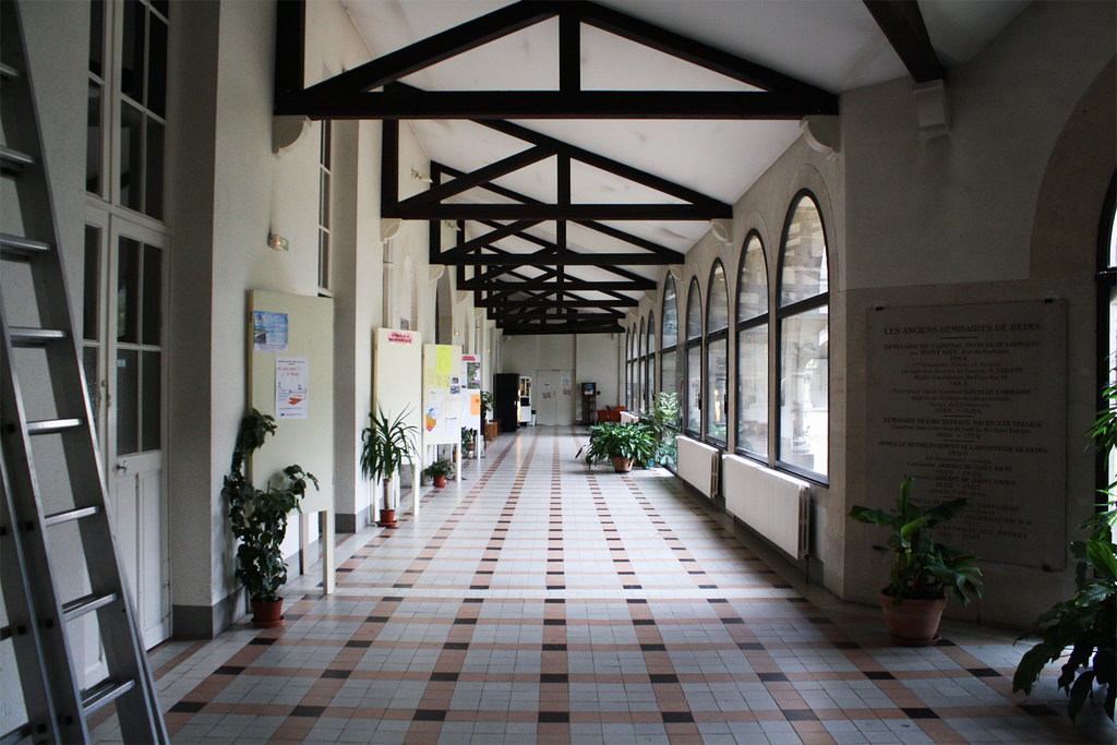 Foyer St Sixte Part of the old cloister and now entrance t… Flickr