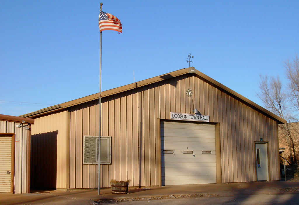 Dodson, Texas Town Hall Dodson is a small town located in … Flickr