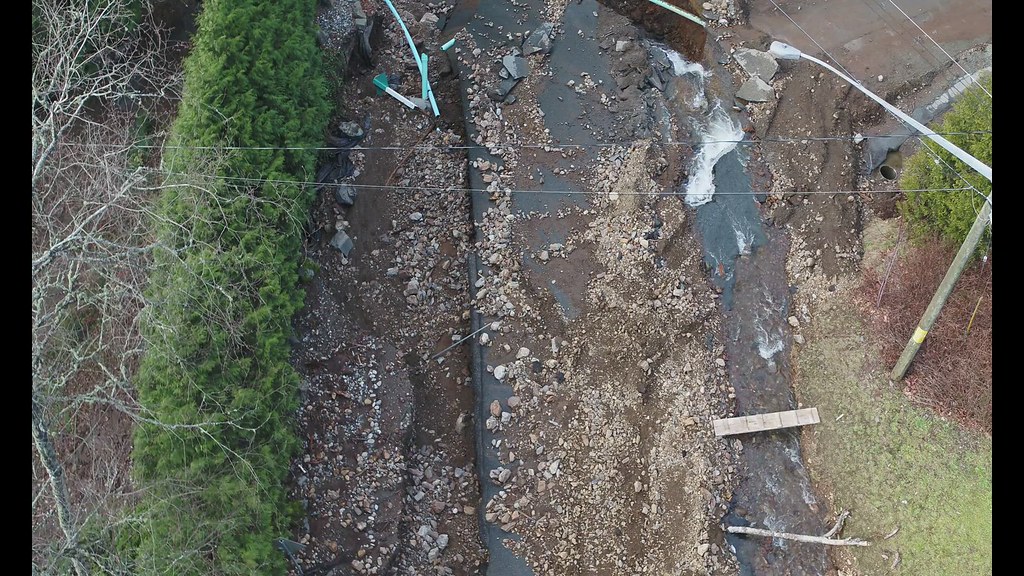 Rockwell Lane washout Rockwell Drive between Dogwood Lane … Flickr