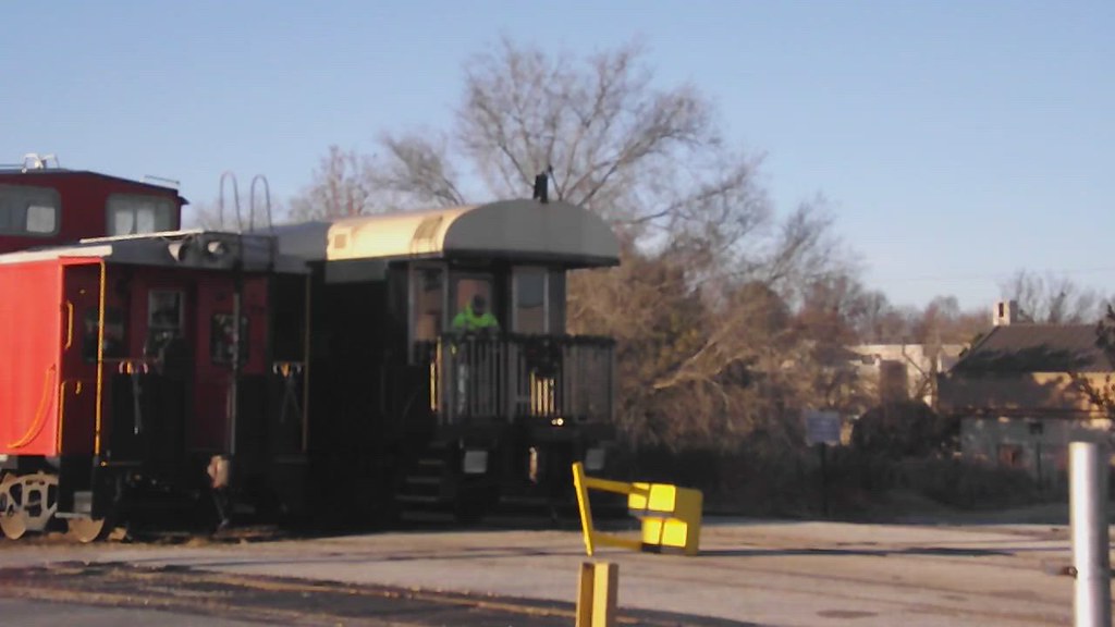 Spotting the train to Van Buren, Ar. Arkansas and Missouri… Flickr
