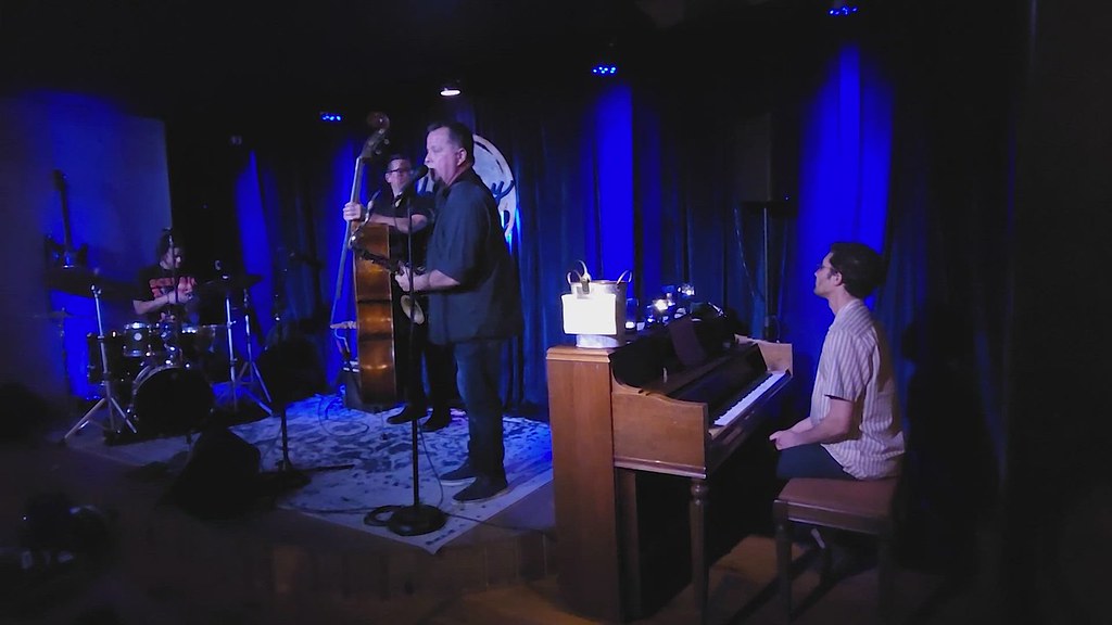 Jazz at Blue Jay Listening Room in Jacksonville Beach, Flo… Flickr