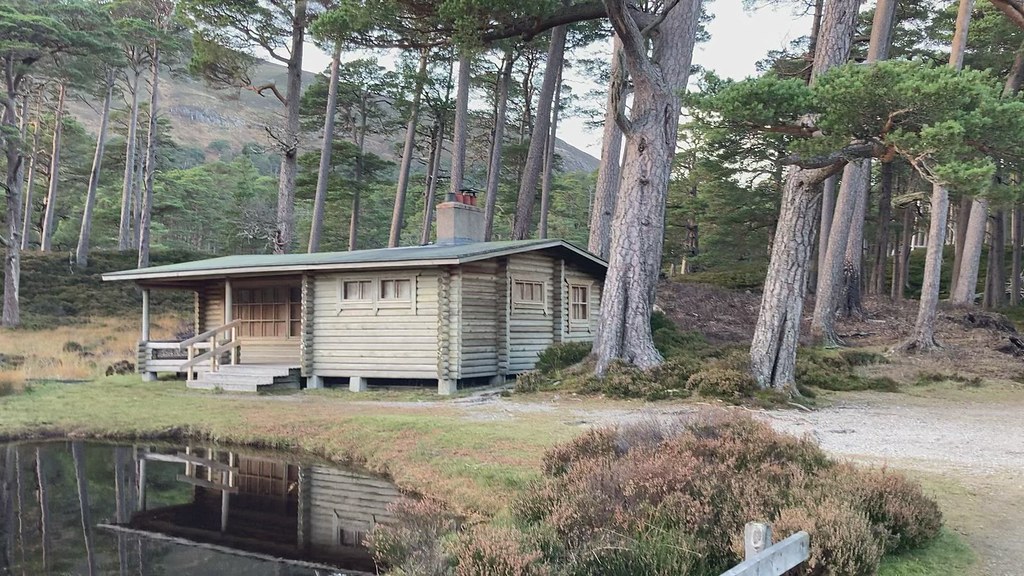 Glen Beg cabin, Ballochbuie, Balmoral estate Neil Morrison Flickr