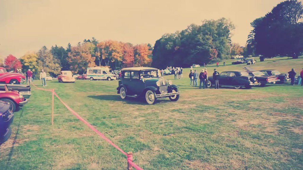 Runway Models Fords arriving at the car show Staatsburg,… *Going