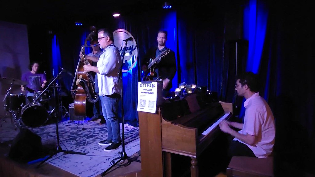 Jazz at Blue Jay Listening Room Jacksonville Beach, Flor… Flickr