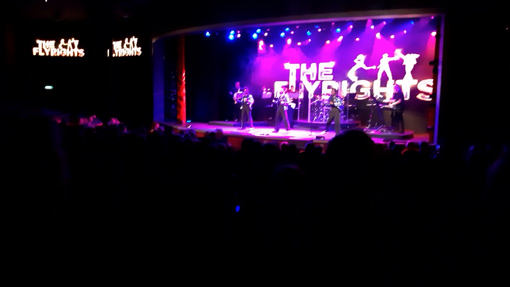 The FlyRights Headliners Theatre Decks 6(Gala Deck) & … Flickr