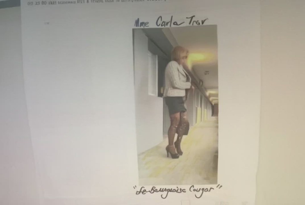 Carla la bourgeoise cougar | Very sexy | jay | Flickr