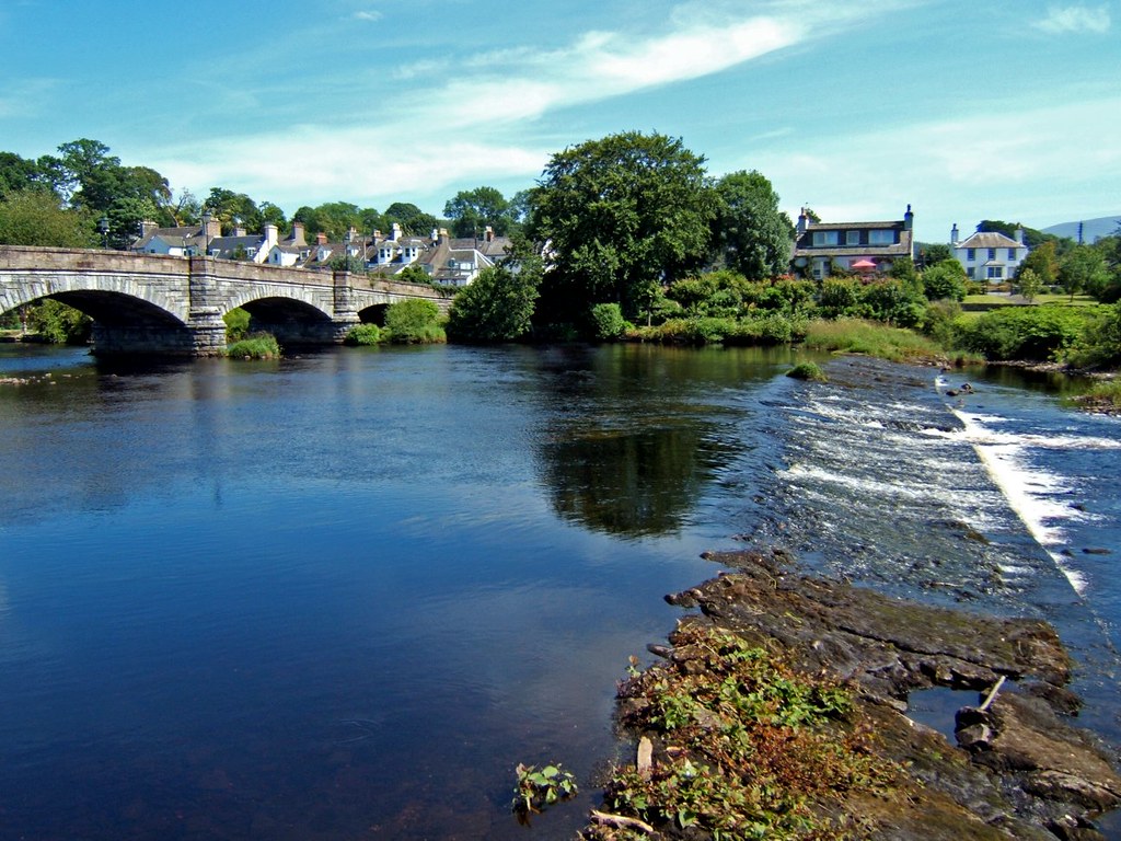 bridge over the river cree The river Cree as viewed from N… Flickr