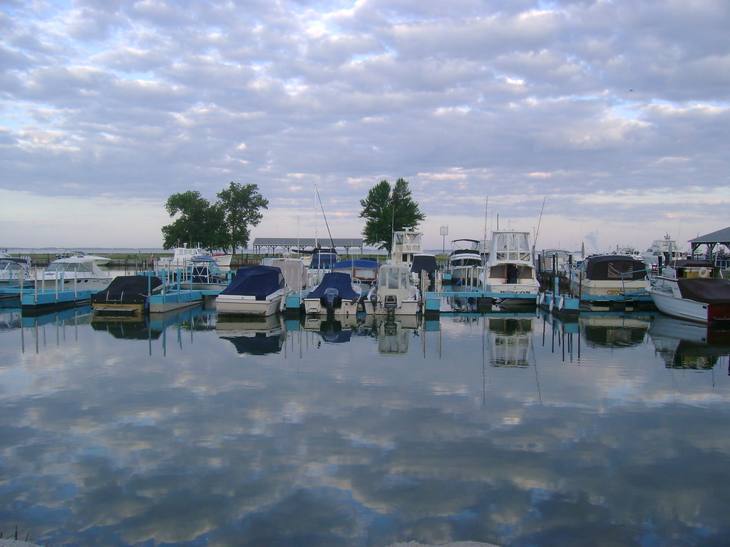 Kelleys Island Marina Kelleys Island Island Marina on a Cl… Flickr