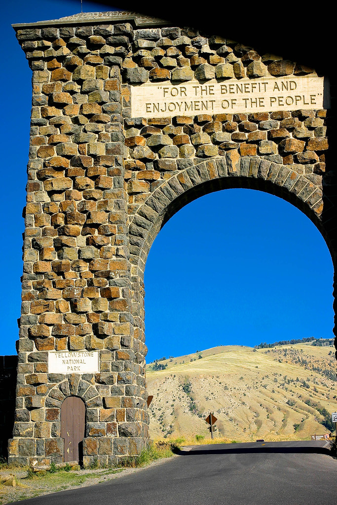 Roosevelt Arch Entering Yellowstone from Gardiner, MT. Lisl S Flickr