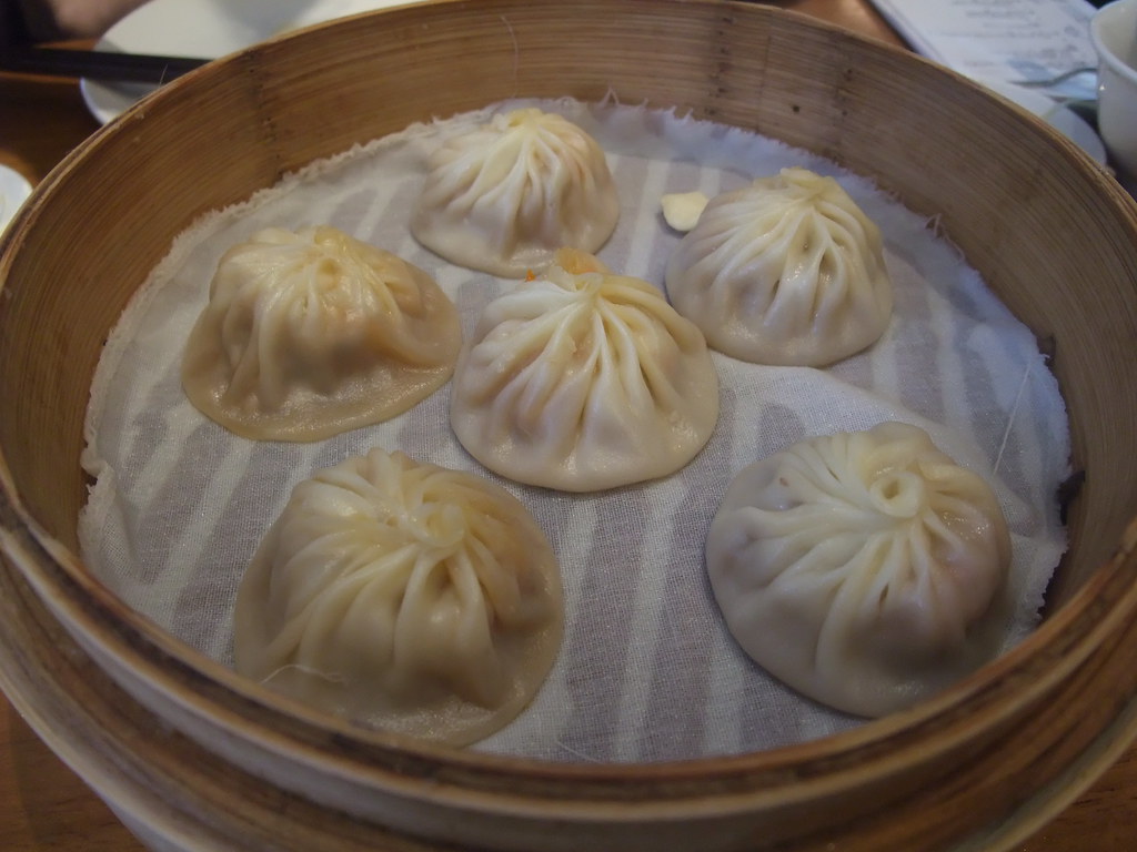 Pork dumplings Din Tai Fung, World Square, Sydney. Yun Huang Yong