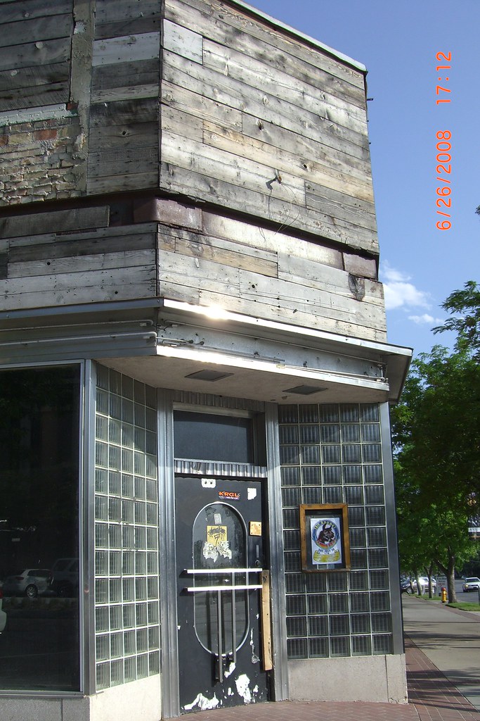 The closed bar, Salt Lake City, Utah A closed bar in Downt… Flickr