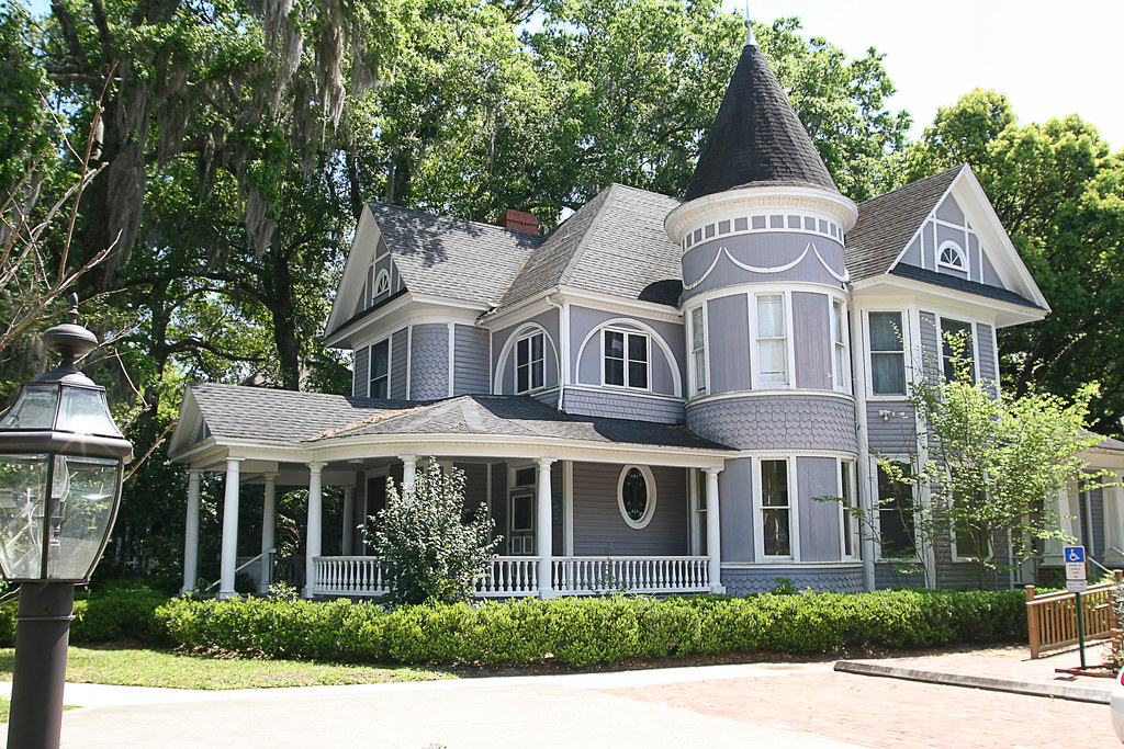 Hodges House (1887) 715 Southeast 2nd Avenue This impressi… Flickr