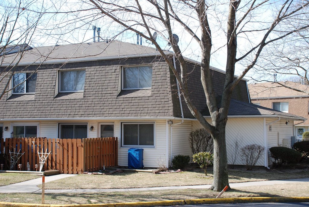 Waverly Park The condo unit I lived in from when I was thr… Flickr