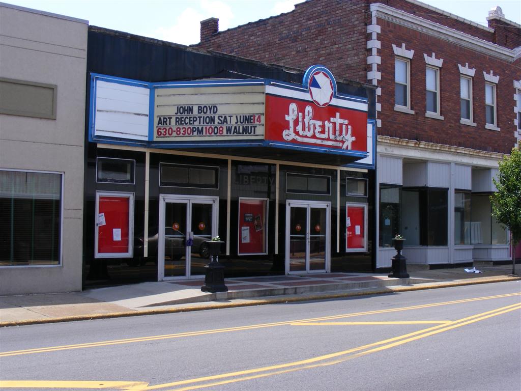 Flickriver Photoset 'Movie theaters' by bodkin1