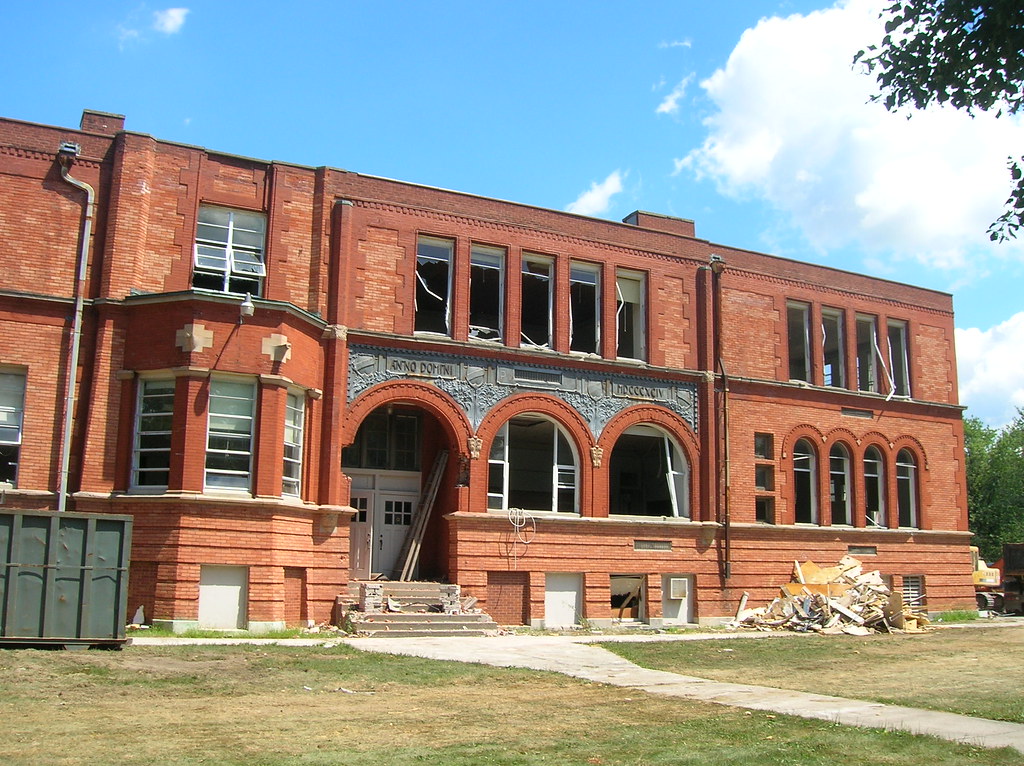 2024 Perrysburg Ohio Events Perrysburg High School (1894 & 1916) DemolitionPerrysburg, Ohio Flickr
