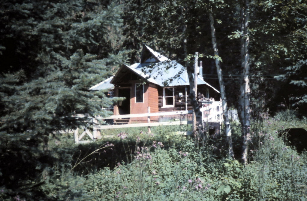 gm_12626 Bend Cabin, Dome Creek BC 1989 Cabin home back of… Flickr