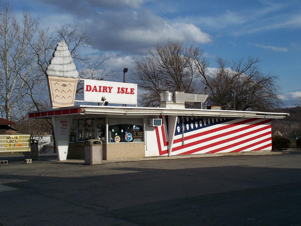 OH Newark Dairy Isle The Dairy Isle in Newark, Ohio that… Flickr