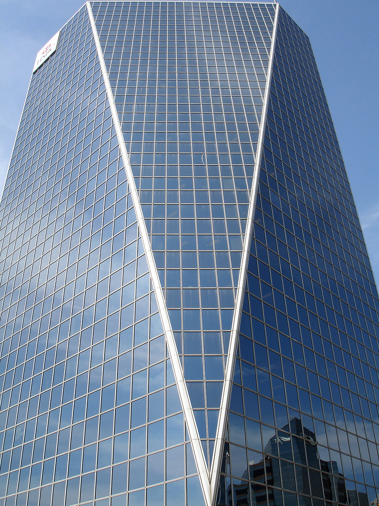 McCallum Tower I One of the distinguishing features of the… Flickr