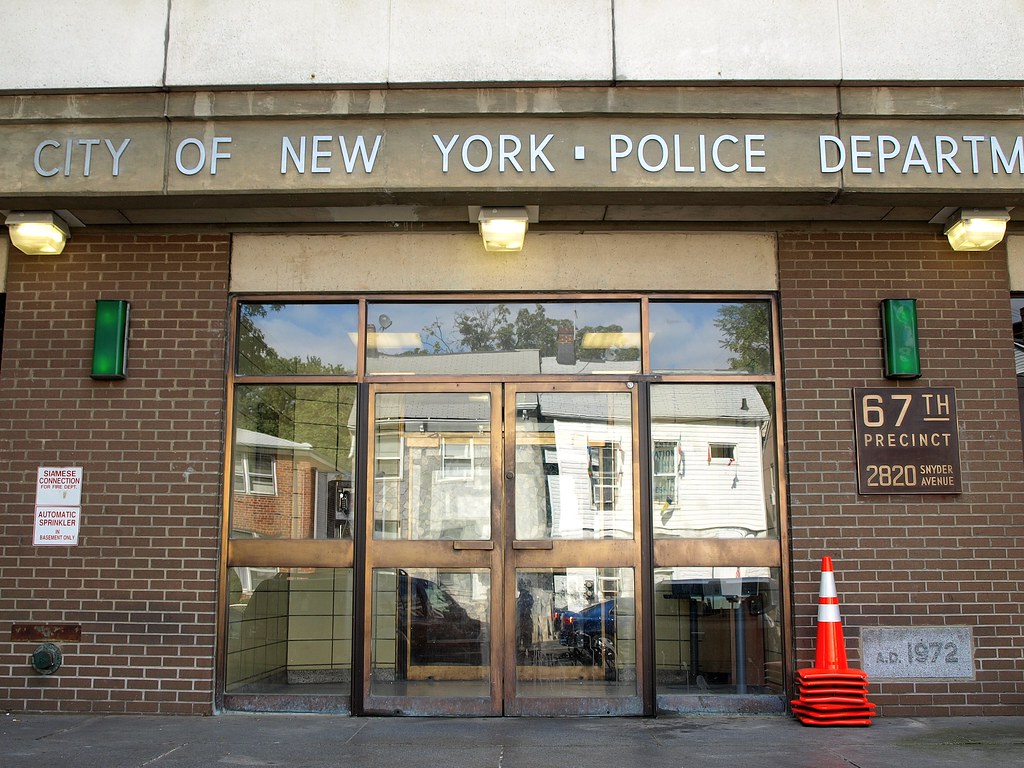 P067 NYPD Police Station Precinct 67, Flatbush, Brooklyn, … Flickr