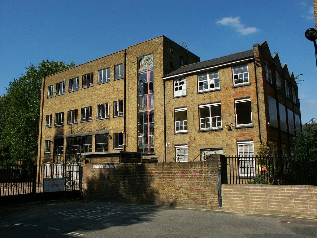 2325, SUTTON PLACE, HACKNEY, LONDON, E9 6EH 2325, Sutton… Flickr