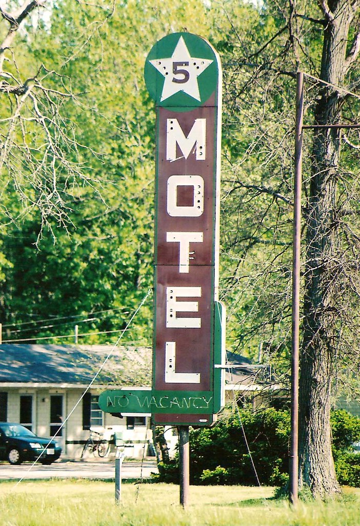 5 Star Motel Greenup, IL This sign is now gone, and the mo… Flickr
