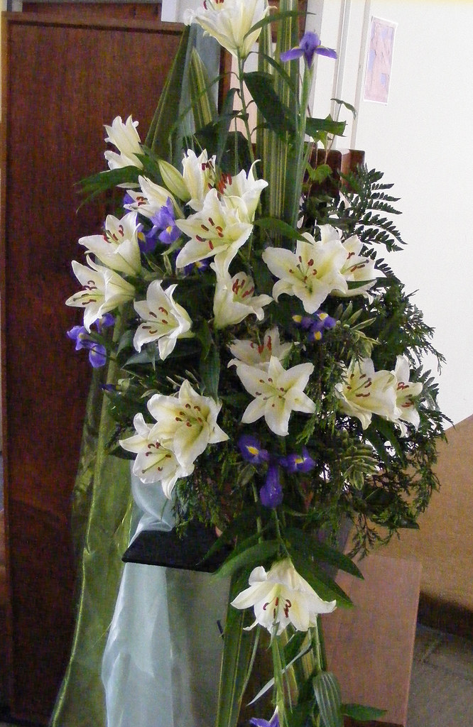 St Martins Flowers The interior photos by kind permission … Flickr