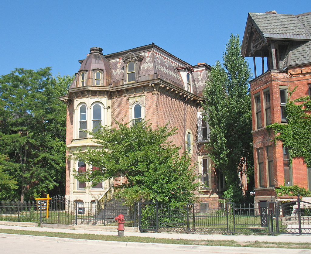 Brush Park, Detroit, Michigan This mostly restored victori… Flickr
