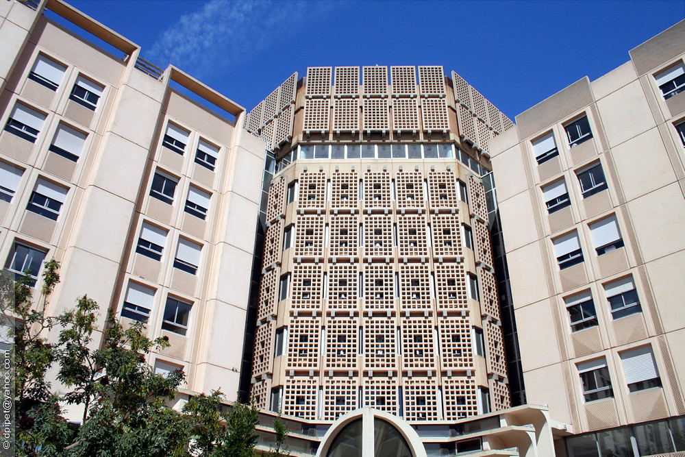 l'hôpital de la Conception à Marseille l'hôpital de la Con… Flickr