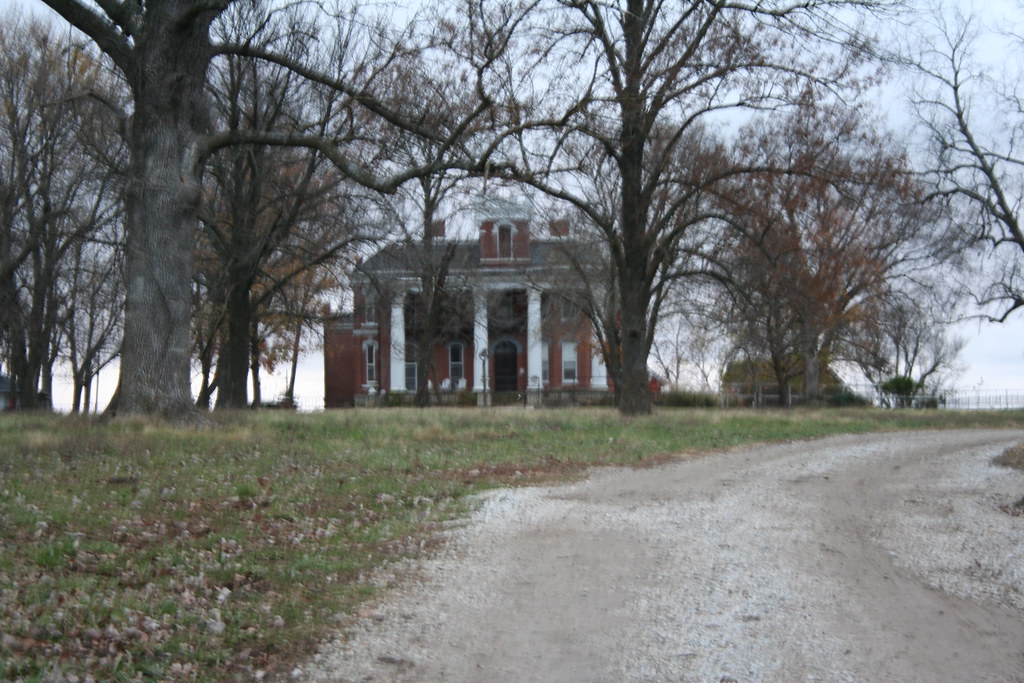 RavensWood This abandoned estate is rumored to be haunted