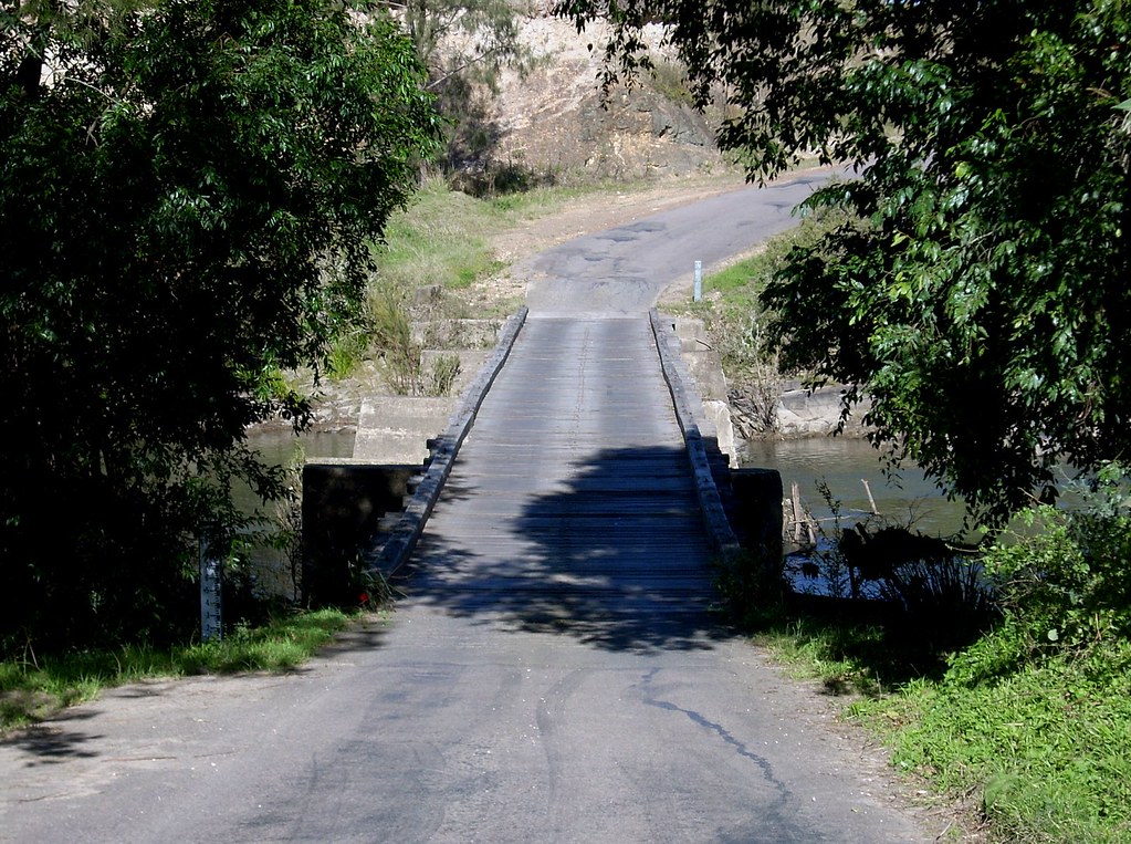 Pine Brush Road, Glen William, NSW. dunedoo Flickr