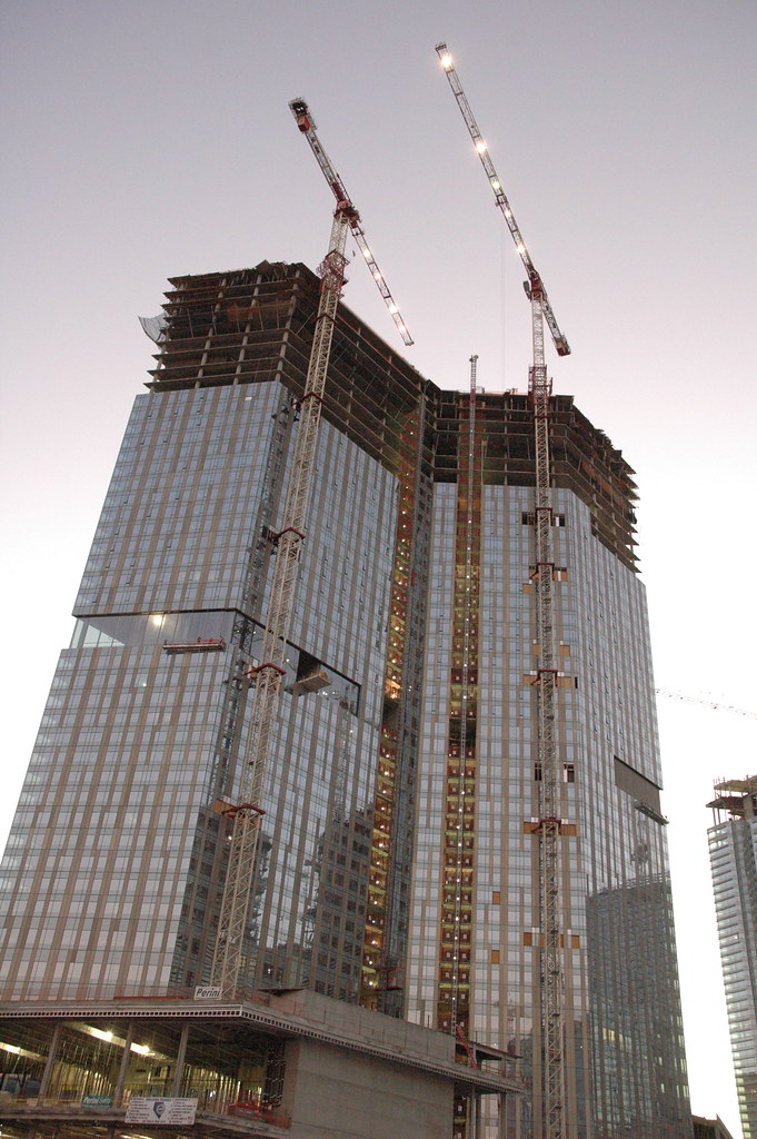 Construction in Las Vegas Construction continues in Las Ve… Flickr