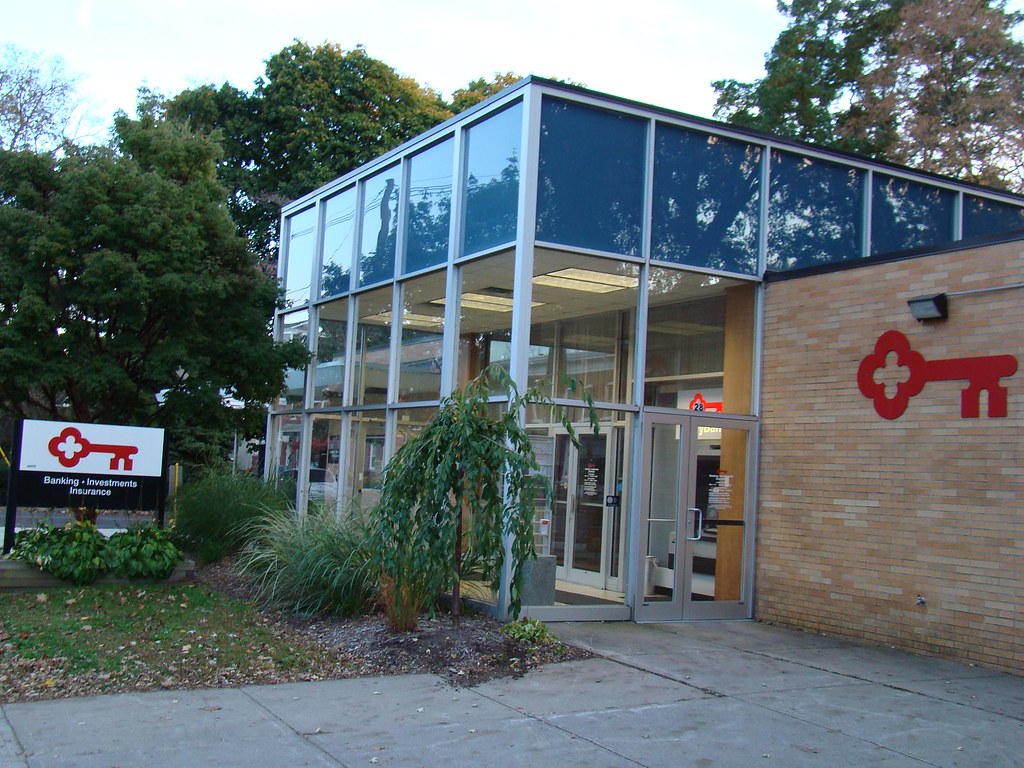 Key Bank in Red Hook A modernist branch of Key Bank in Red… Flickr