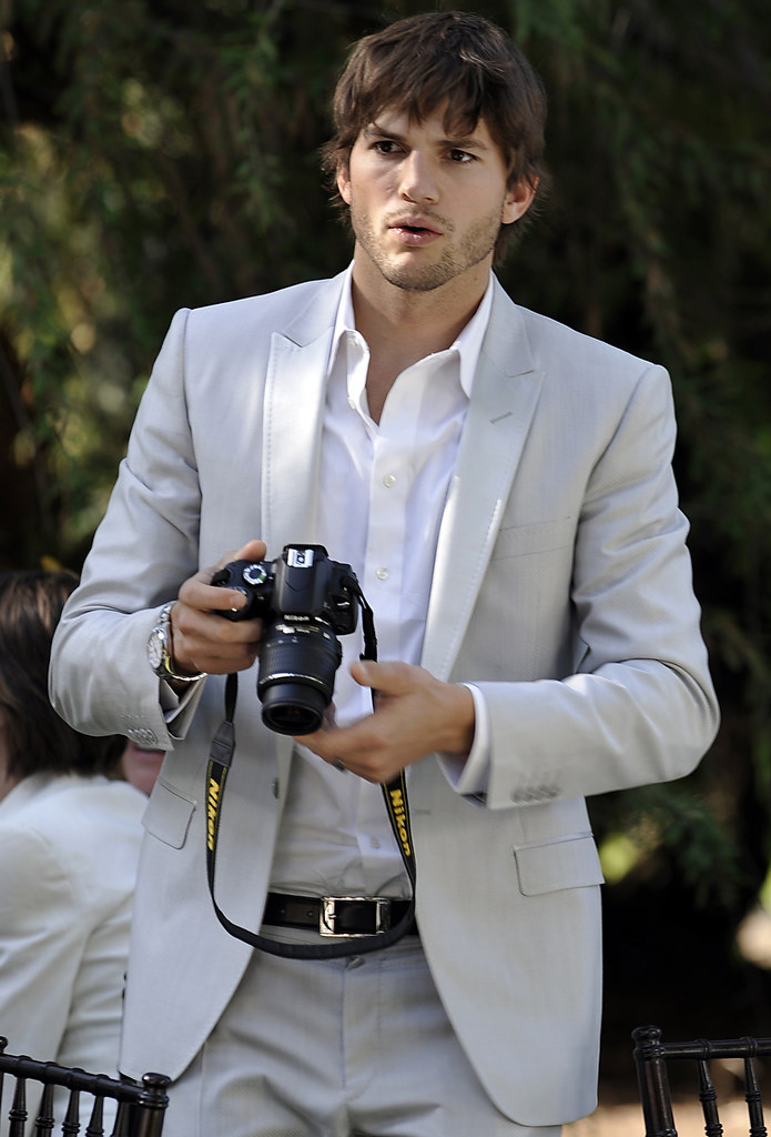 Kutcher_Nikon_Corrado048 NikonAshton Kutcher D60 TV comme… Flickr