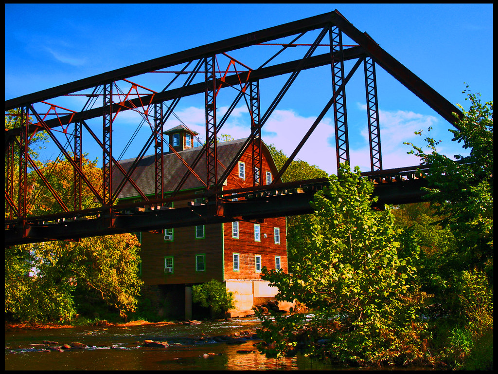 Millhouse in Neshanic Station New Jersey Fall color is sta… Flickr