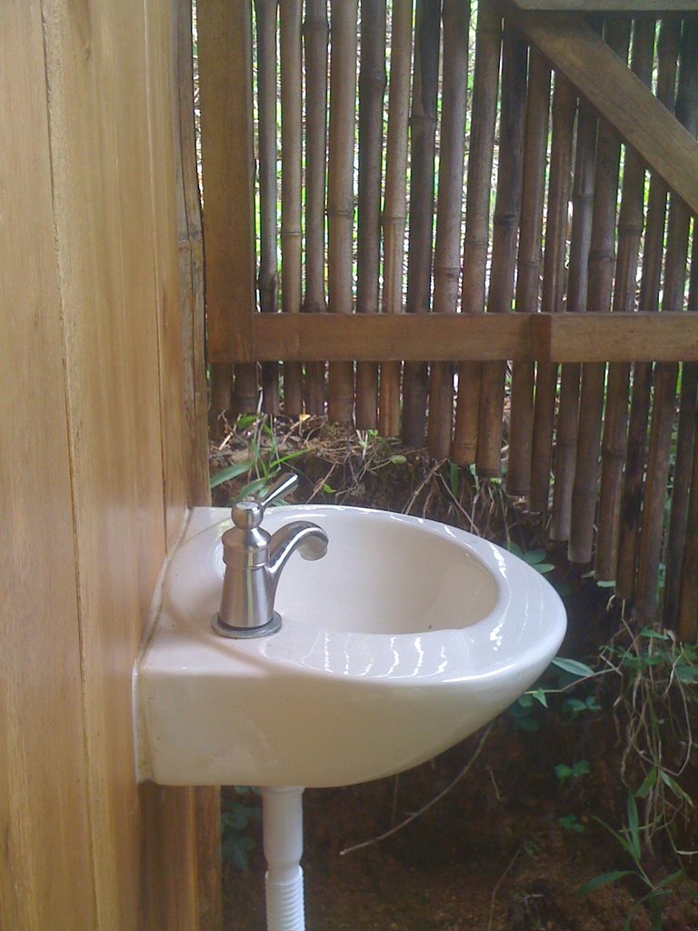 New sink in outdoor bath Eric Rivkin Flickr