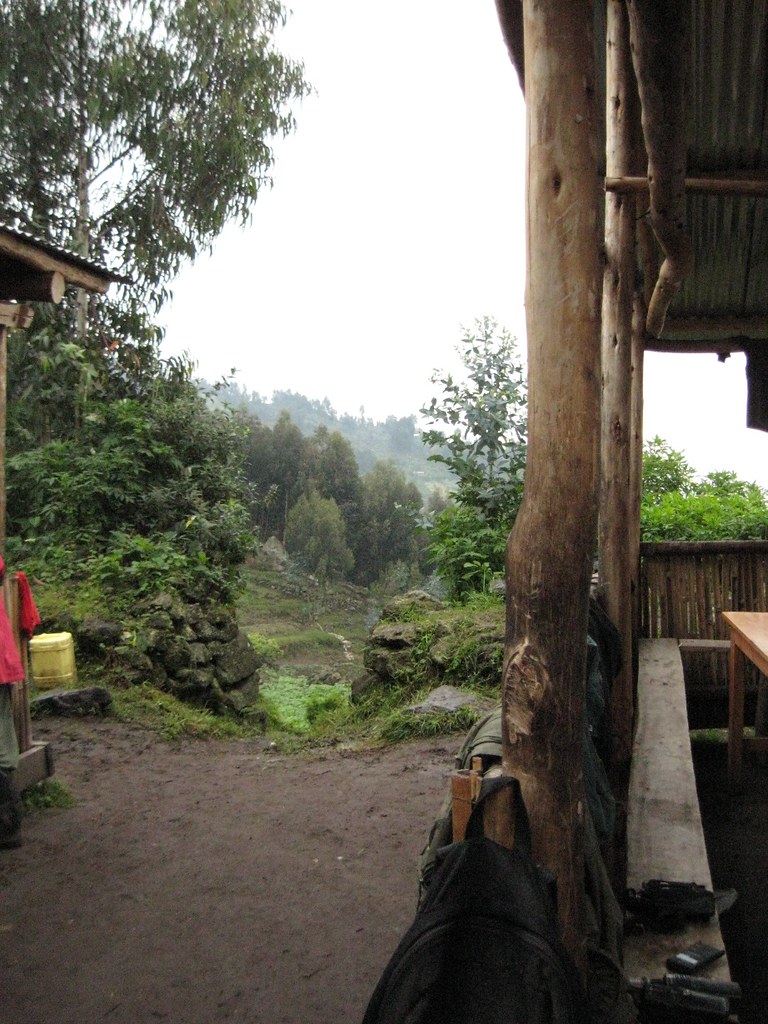 Trackers camp The Bisate and Pablo camp trackers get up ea… Flickr
