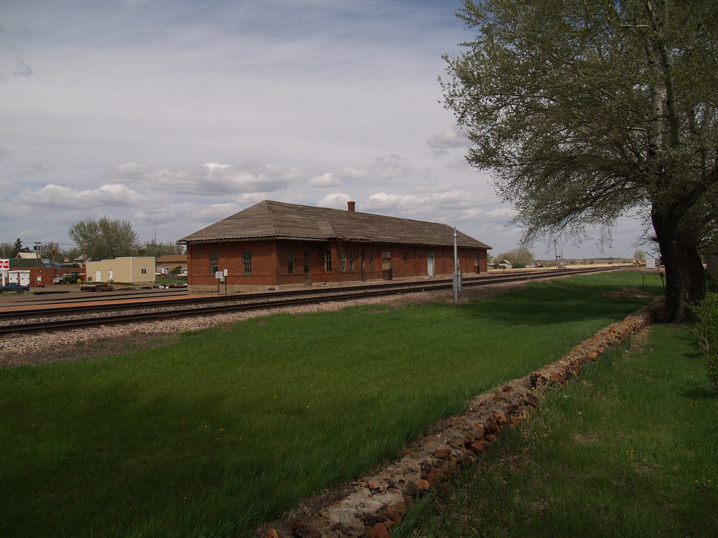 Beach, North Dakota Andrew Filer Flickr