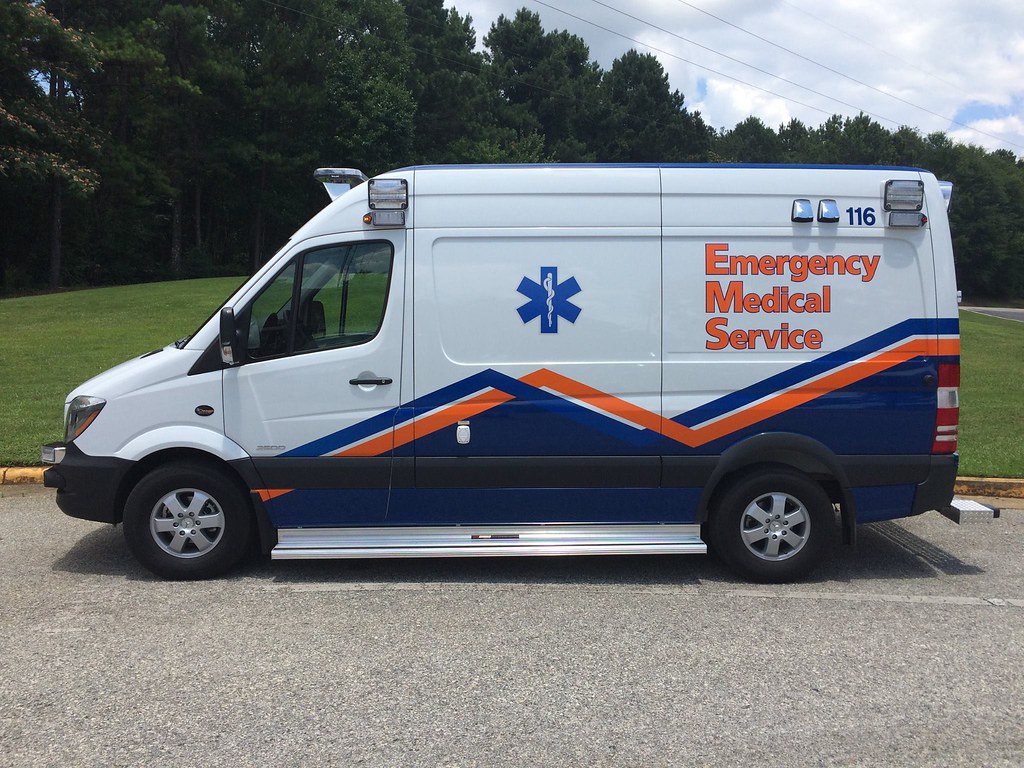 Alabama ambulance A 2015 MercedesBenz Sprinter 2500 (high… Flickr