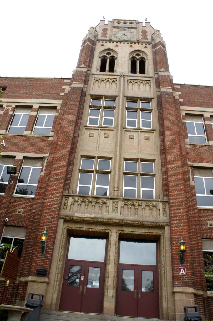 Day 129 Mishawaka High Mishawaka High School, Mishawaka,… Flickr