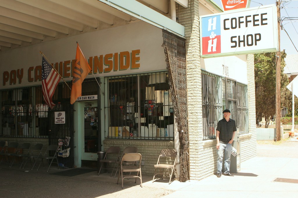 H & H Coffee Shop and Car Wash El Paso, TX H & H Coffee … Flickr