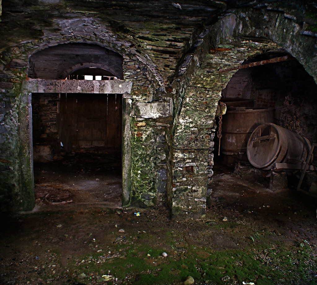 Orta, Italy old cellar Orta San Giulio ist eine Gemeinde … Flickr