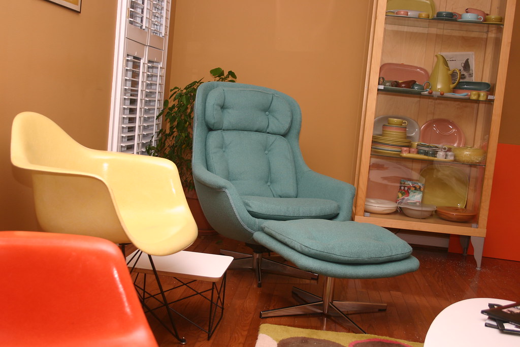 Retro Chair (after reupholstering) Funky chair with it's … Flickr