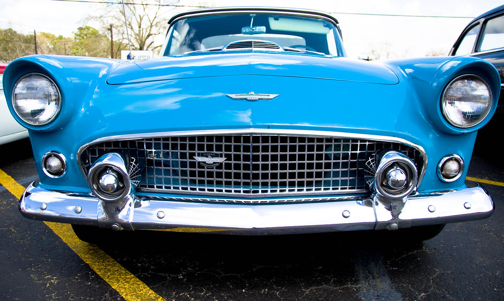 Smile... Bellville, TX Car Show '56 Ford Thunderbird. I lo… Flickr