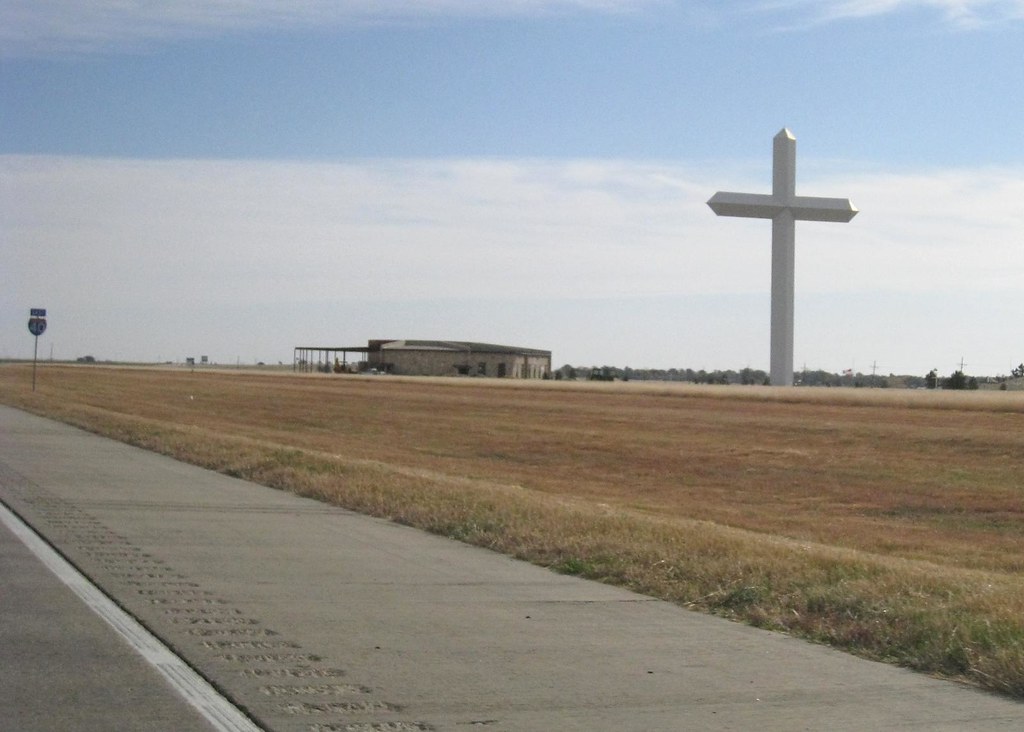Giant Cross in Groom, Texas A 130 ft cross on the side of … Flickr