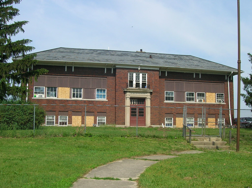 McBeth SchoolBellefontaine, Ohio Aaron Turner Flickr
