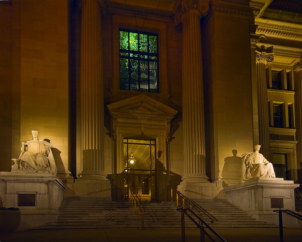 Courthouse steps Federal Courthouse in Indianapolis Phil Jern Flickr
