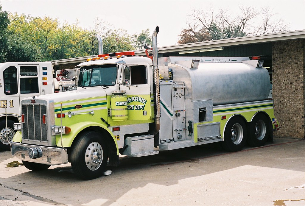 Hearne, Tx Tanker 1 1993 Peterbilt/RFC, 400/3200. ExRavin… Flickr