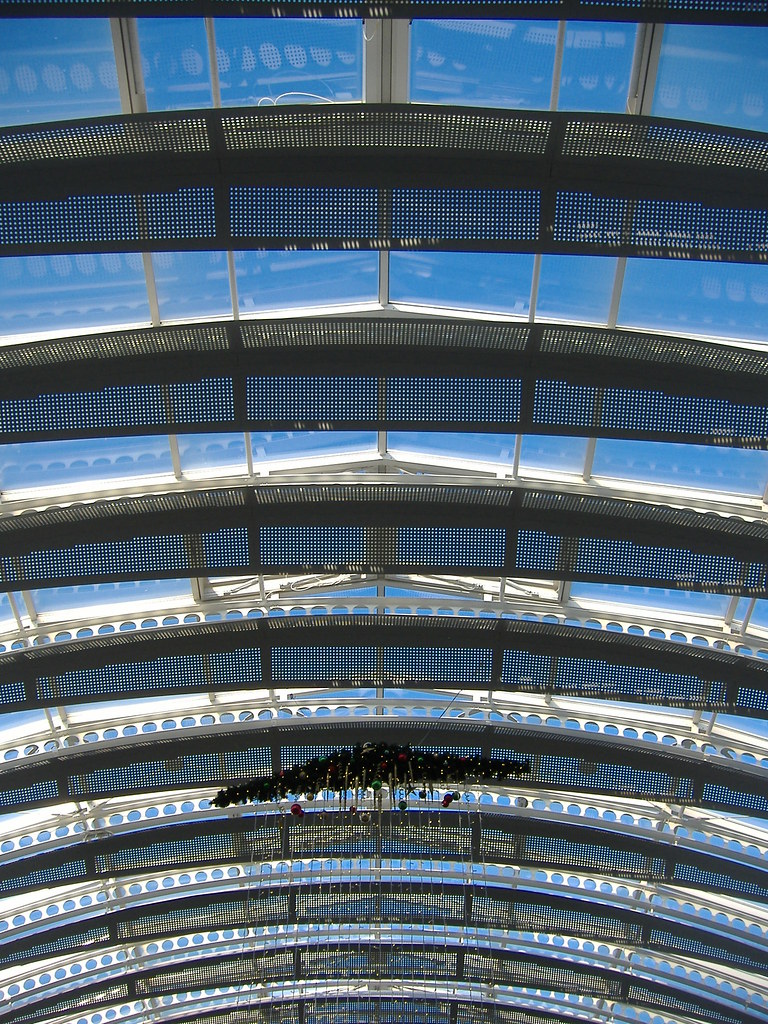 DSCF6915 Roof of the Mall at Cribbs Causeway. Matt Buck Flickr