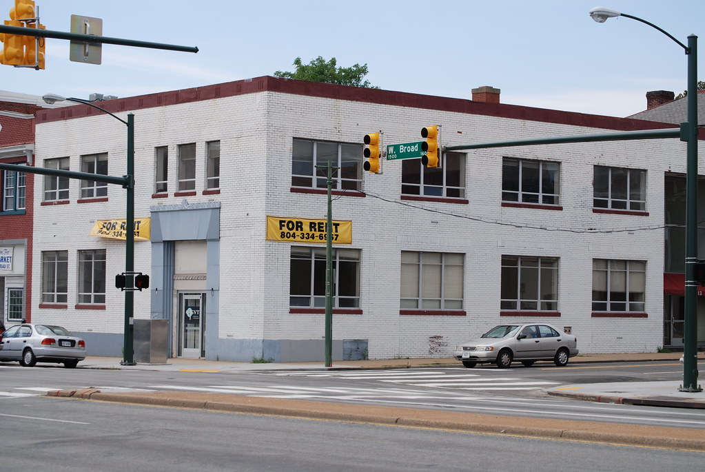DSC_1491 The old Planters Bank branch. F33 Flickr